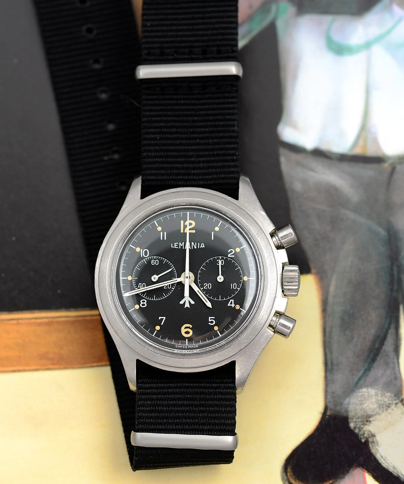 Lemania two-button military chronograph (1975) - Image 4